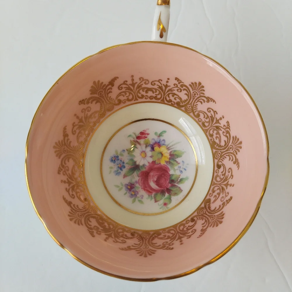 Paragon Pink Gold Filigree Tea Cup & Saucer - Picture 5 of 11